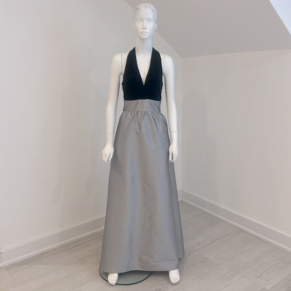 NWT SAMPLE SALE Dessy 4501 size 8 Black/Fr Grey(Silver) Peau de Soie Pristine